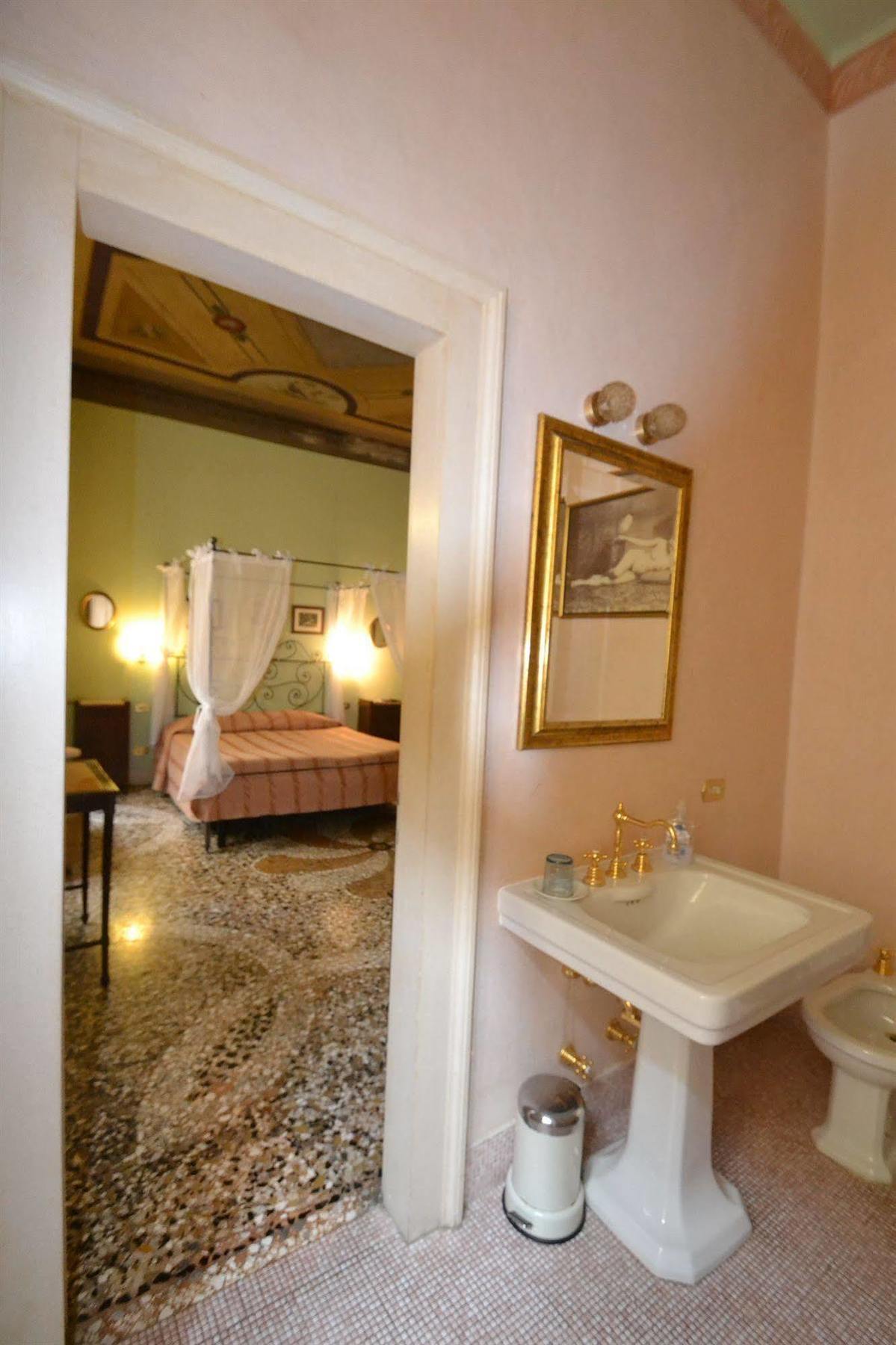 Guesthouse Alba Citta Alta Bergamo Exterior photo
